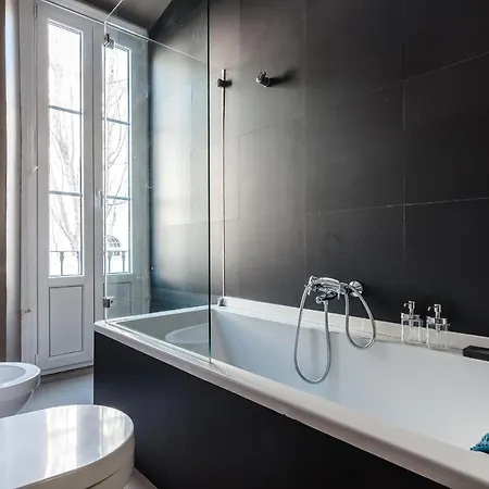 Appartement Elegant 3 Bedroom Flat With View In Principe Real